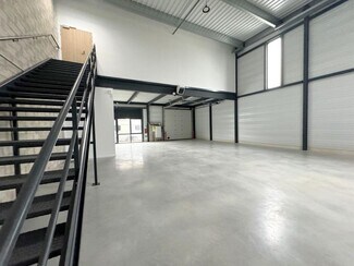 More details for 27 Avenue Du Gros Chene, Éragny - Light Industrial to Rent