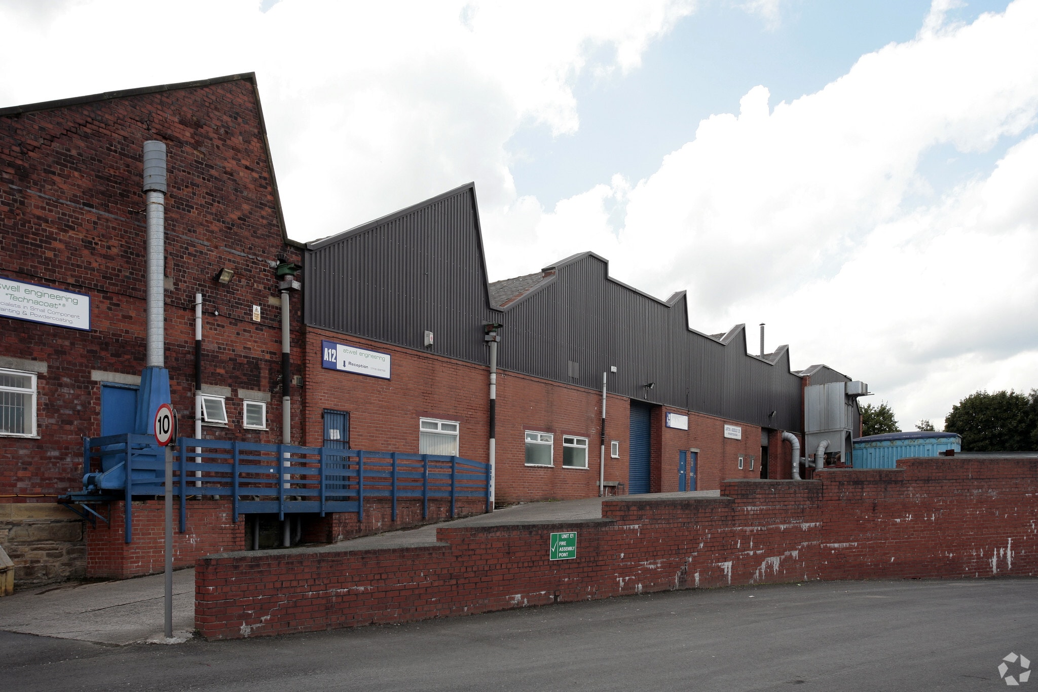 Whitworth Rd, Rochdale for sale Primary Photo- Image 1 of 1