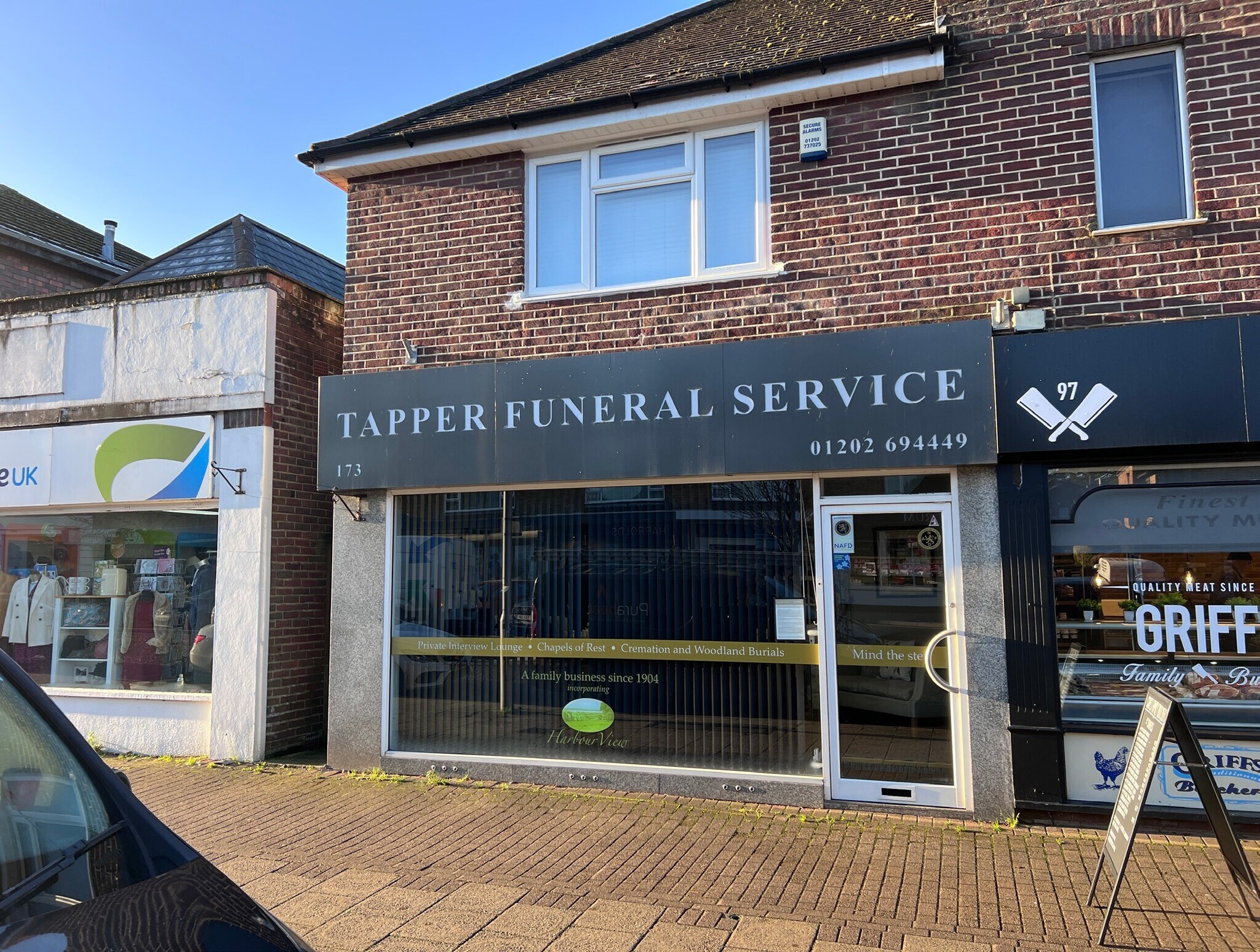 173 Lower Blandford Rd, Broadstone for sale Primary Photo- Image 1 of 1