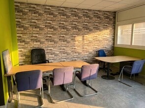 Retail in Pineda de Mar, Barcelona to rent Interior Photo- Image 2 of 5