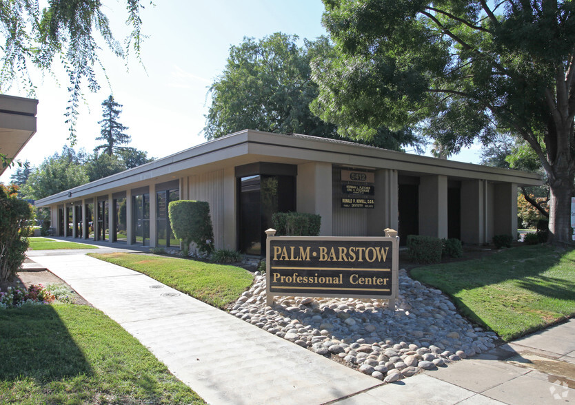 5412 N Palm Ave, Fresno, CA for rent - Primary Photo - Image 1 of 18