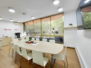 Office in Barcelona, Barcelona to rent Interior Photo- Image 1 of 26
