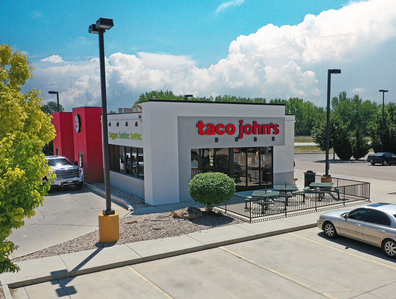 1701 S Main St, Lamar, CO for rent - Primary Photo - Image 1 of 3