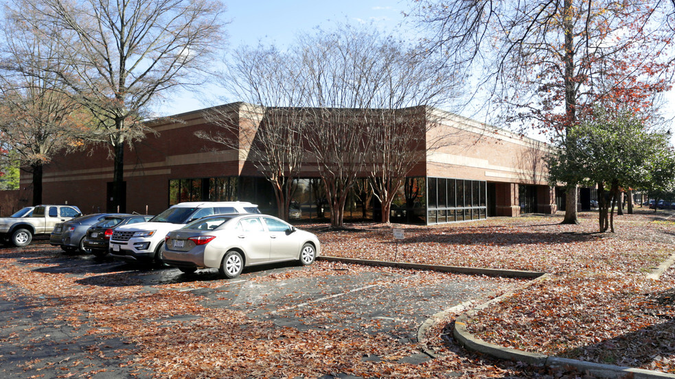 1450-1470 E Parham Rd, Richmond, VA for rent - Building Photo - Image 1 of 7