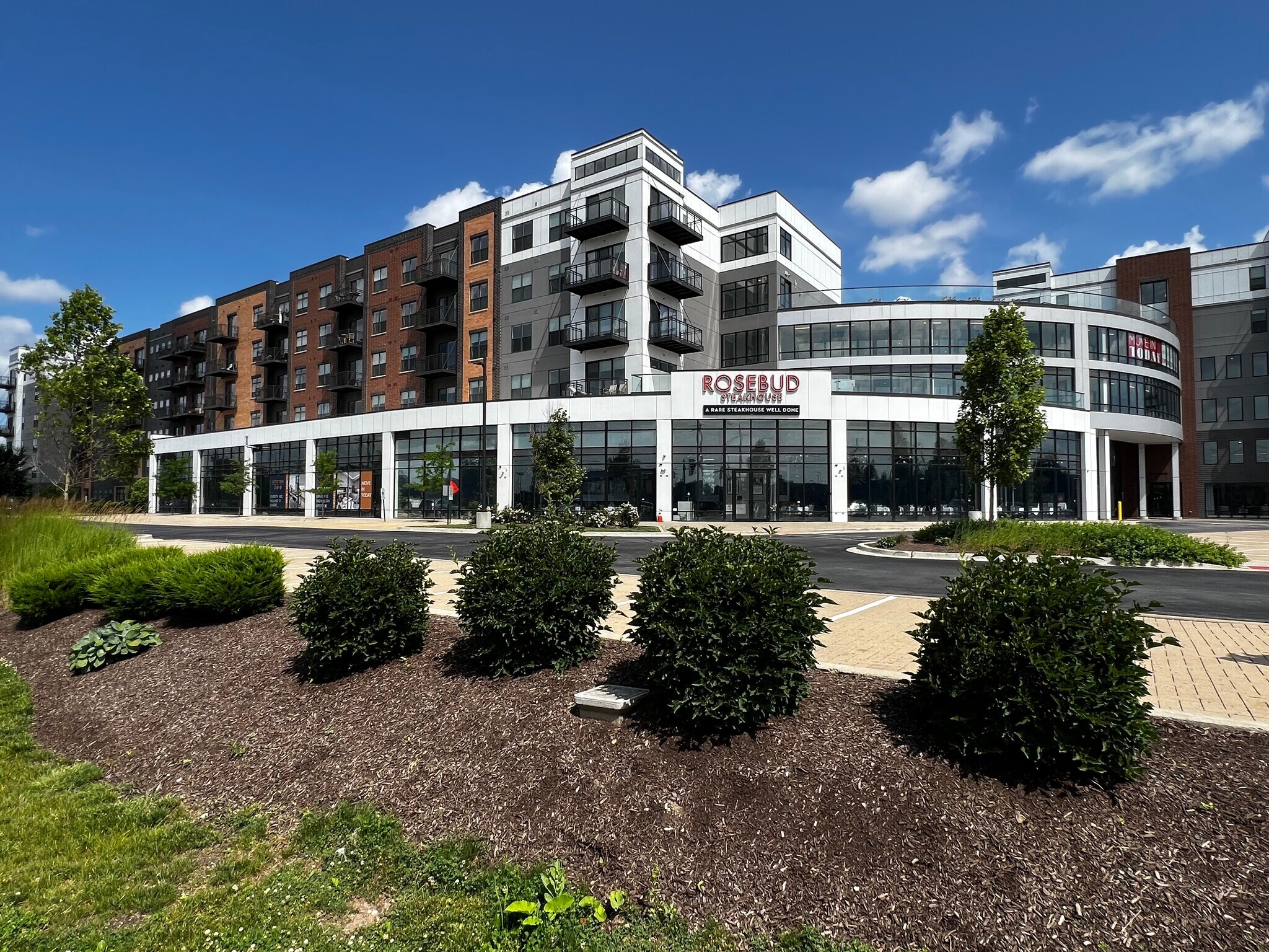 500 W Dundee Rd, Wheeling, IL to rent Building Photo- Image 1 of 6