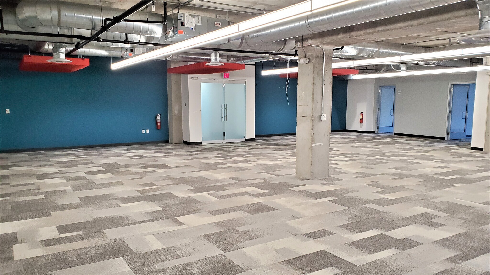 2300 Glades Rd, Boca Raton, FL to rent Interior Photo- Image 1 of 7