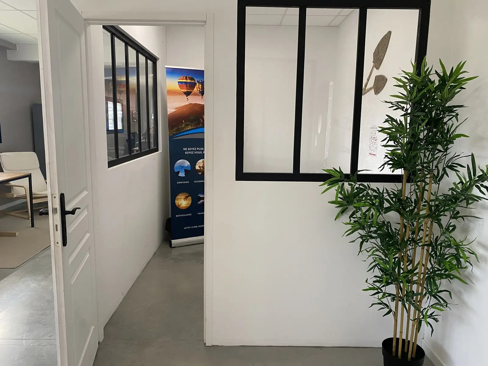 Office in Toulouse to rent Interior Photo- Image 1 of 9