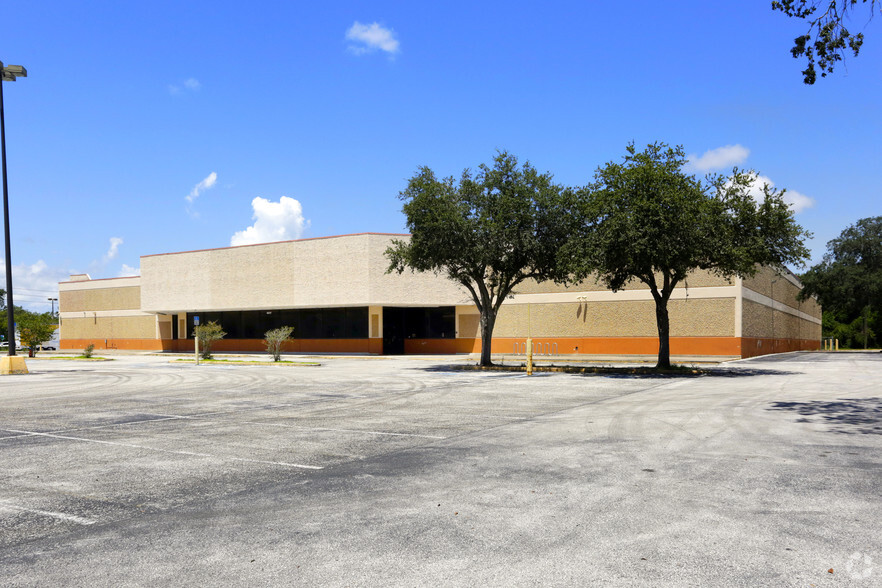 9017 State Road 52, Hudson, FL for sale - Primary Photo - Image 1 of 1