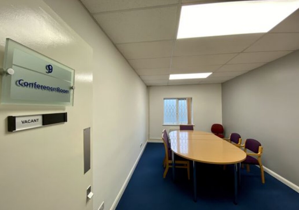 Brook St, Tipton to rent Interior Photo- Image 1 of 2