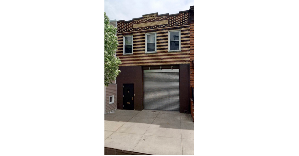 138 Bayard St, Brooklyn, NY for sale - Primary Photo - Image 1 of 1