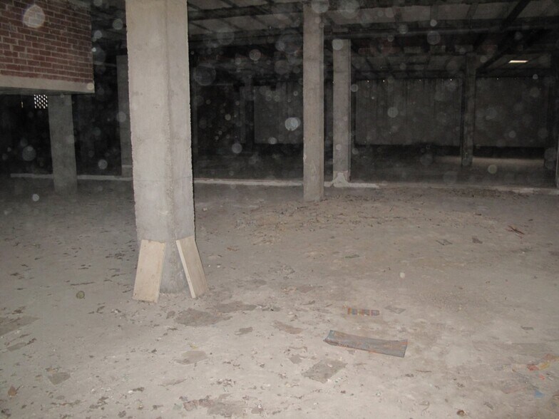 Retail in Murcia for sale - Interior Photo - Image 2 of 20