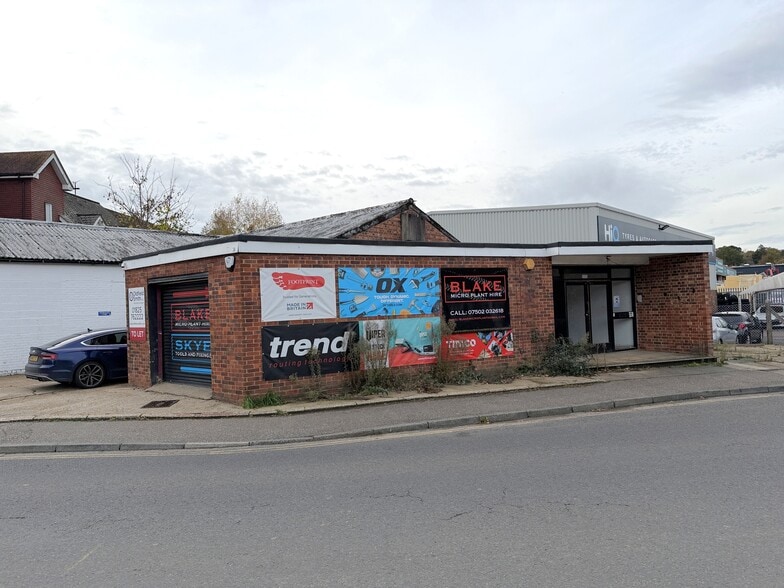 1A Bridge Rd, Haywards Heath to rent - Building Photo - Image 1 of 1