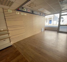 11 Dalrymple St, Girvan to rent Interior Photo- Image 1 of 4