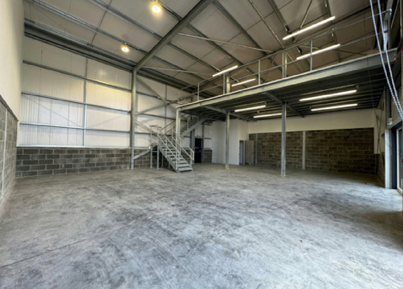 Knowle Ln, Eastleigh to rent Interior Photo- Image 1 of 2