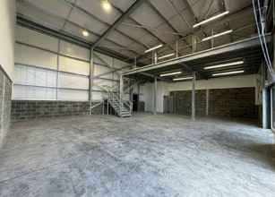 Knowle Ln, Eastleigh to rent Interior Photo- Image 1 of 2