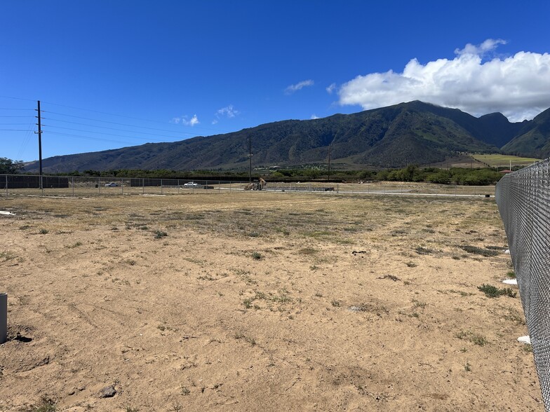 E Waiko Road, Wailuku, HI for rent - Primary Photo - Image 1 of 2