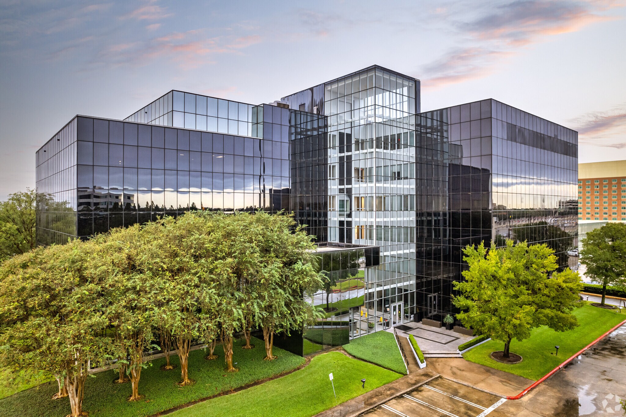 15915 Katy Fwy, Houston, TX to rent Building Photo- Image 1 of 23