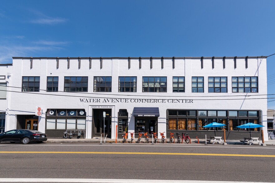 1028-1036 SE Water Ave, Portland, OR for rent - Building Photo - Image 3 of 5