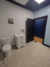 2945 Stone Hogan Connector Rd, Atlanta, GA to rent Building Photo- Image 2 of 7