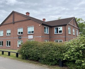 Parkway, Burton On Trent for sale Building Photo- Image 1 of 1