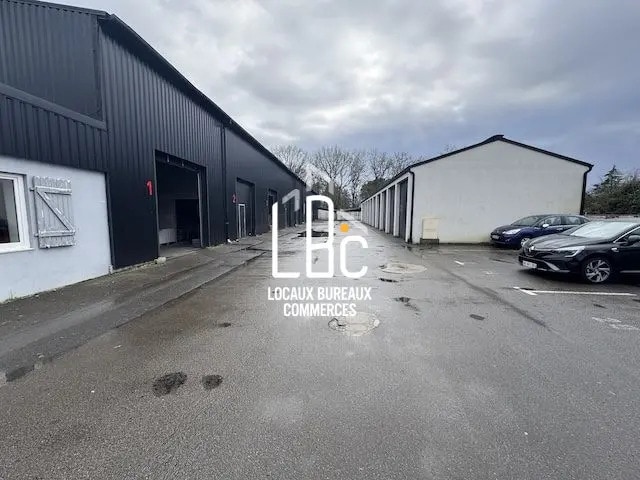 Location Local d'activités 290 m²