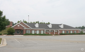 945 W Golf House Rd, Whitsett, NC for sale Building Photo- Image 1 of 1