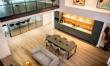 100 Bollo Ln, London to rent Interior Photo- Image 2 of 6