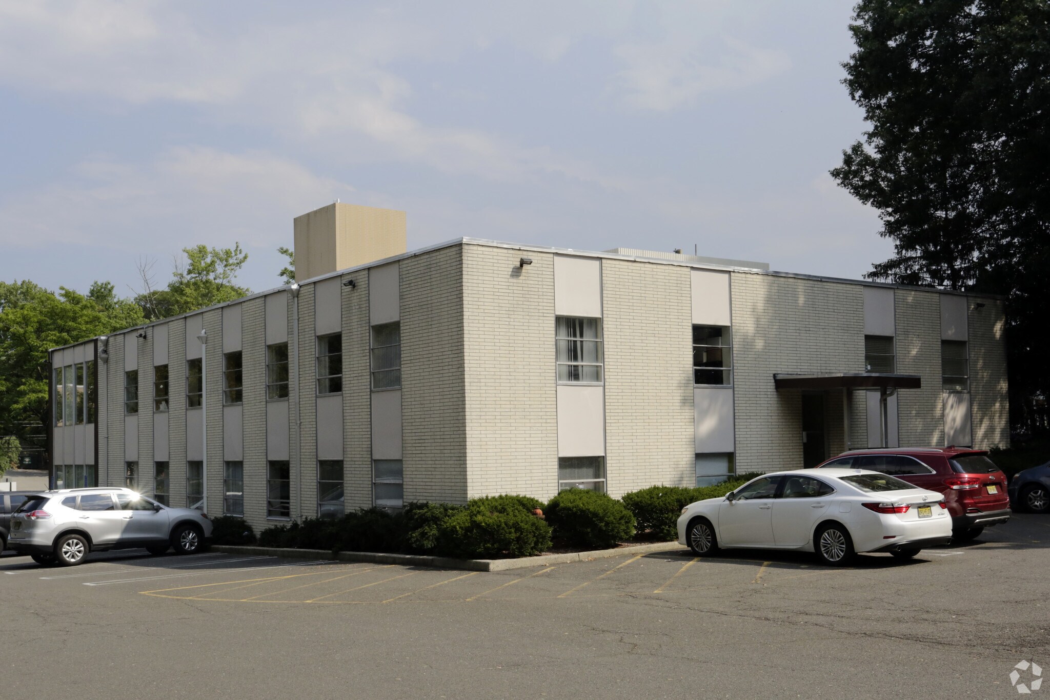 299 Forest Ave, Paramus 07652 Office for Rent