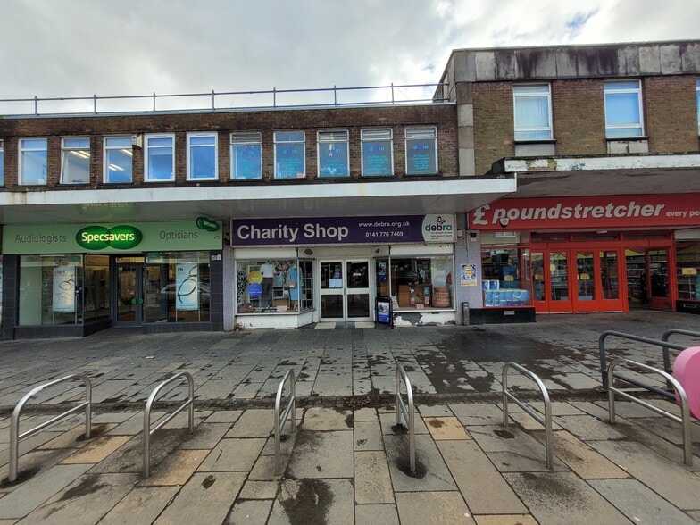 28 Cowgate, Kirkintilloch to rent - Building Photo - Image 2 of 2