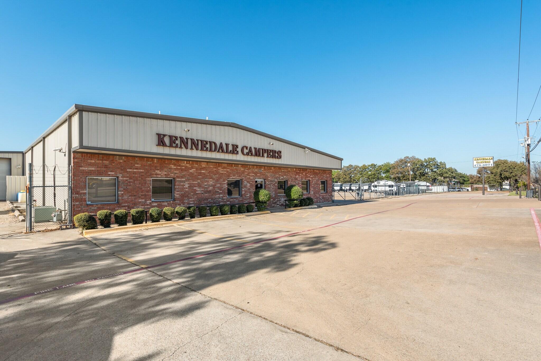 429 W Kennedale Pky, Kennedale, TX for sale Building Photo- Image 1 of 57