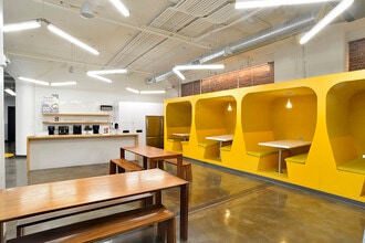 78 John Miller Way, Kearny, NJ to rent Interior Photo- Image 2 of 8