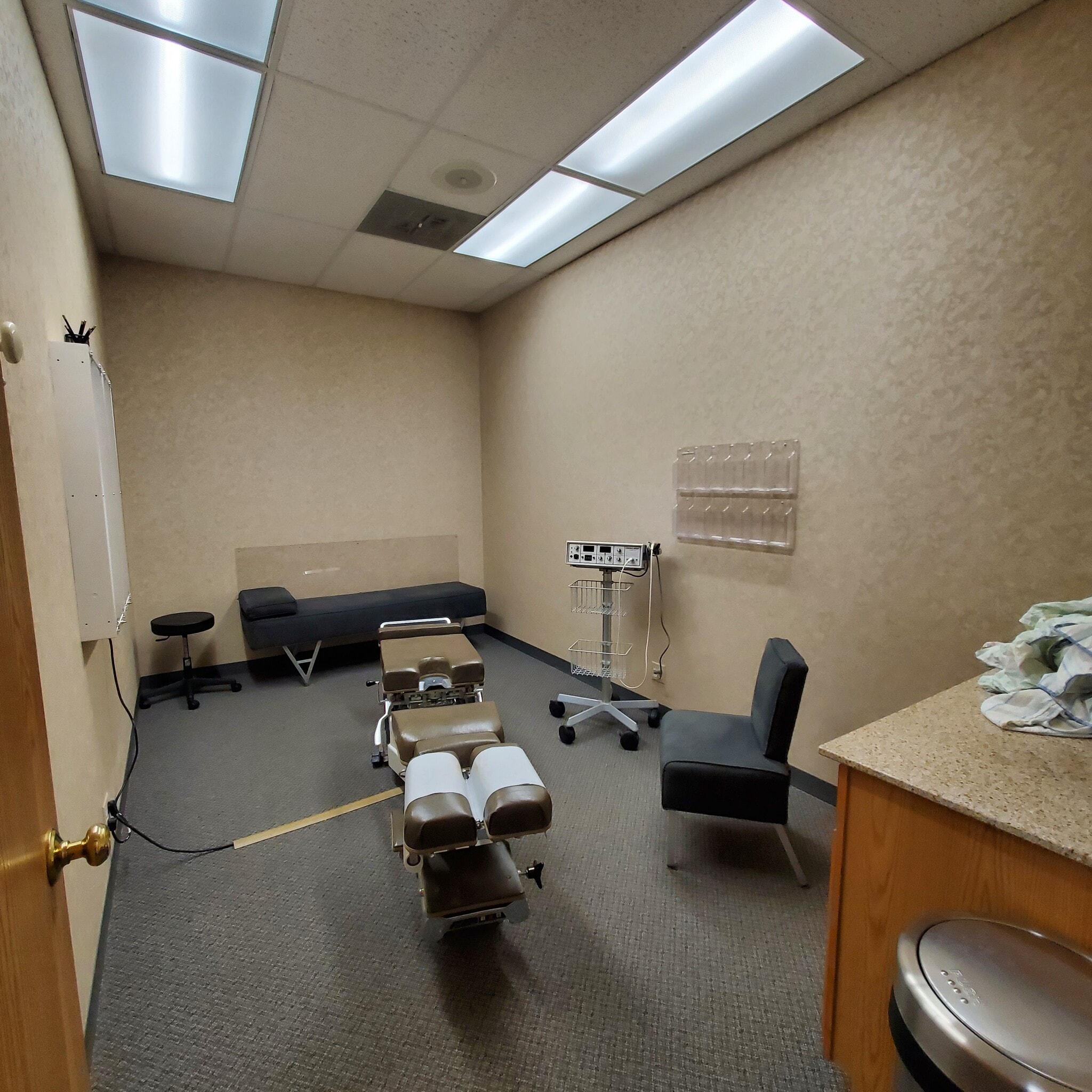 1720-1790 W Golf Rd, Mount Prospect, IL to rent Building Photo- Image 1 of 11