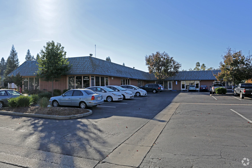 2950 Beacon Blvd, West Sacramento, CA for rent - Building Photo - Image 2 of 3