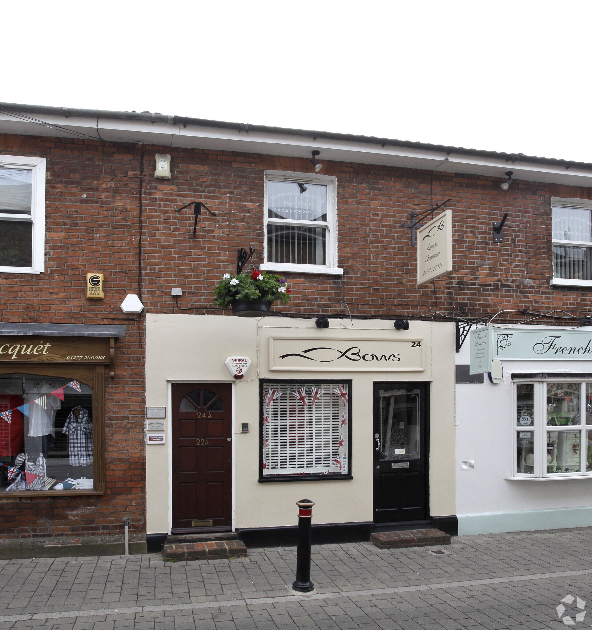 24-24B Crown St, Brentwood for sale Primary Photo- Image 1 of 1