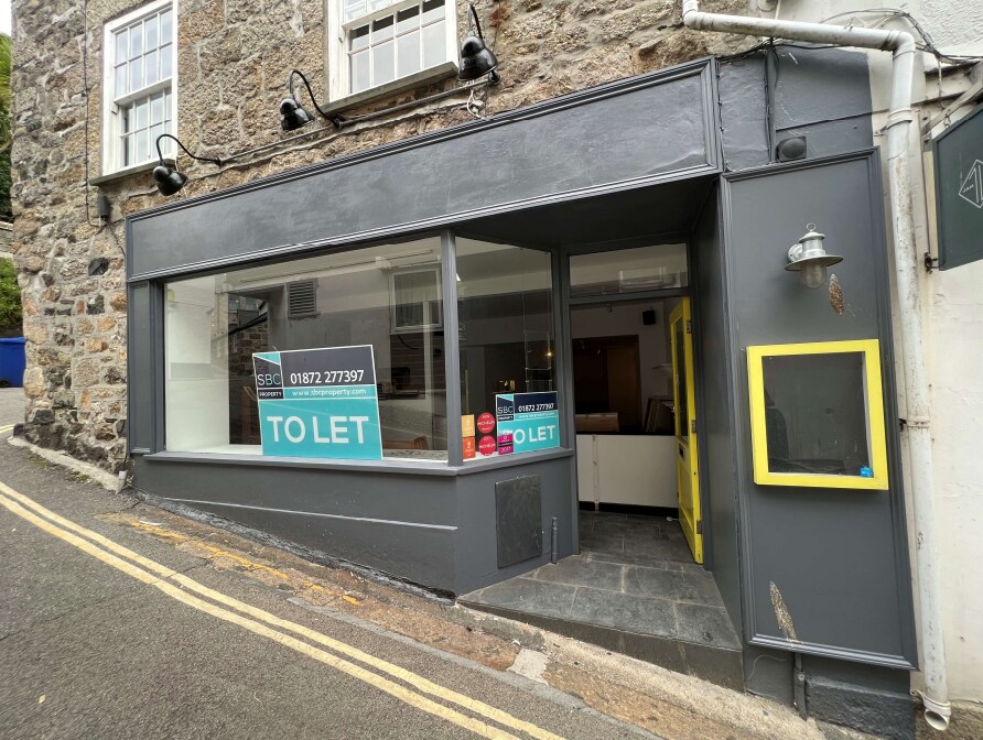 9 Market Place Pl, St Ives for sale Primary Photo- Image 1 of 1