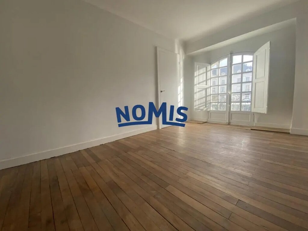 Vente Bureaux 144 m² - Photo 1
