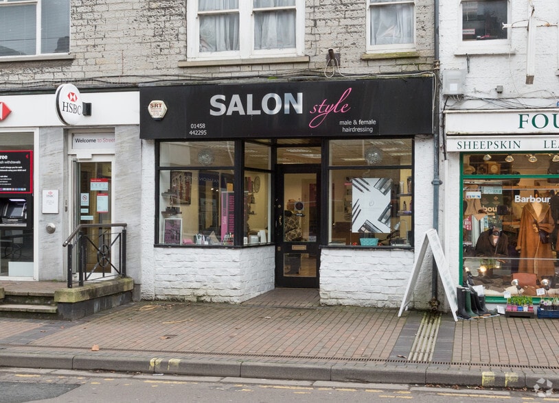 103 High St, Street to rent - Building Photo - Image 3 of 12