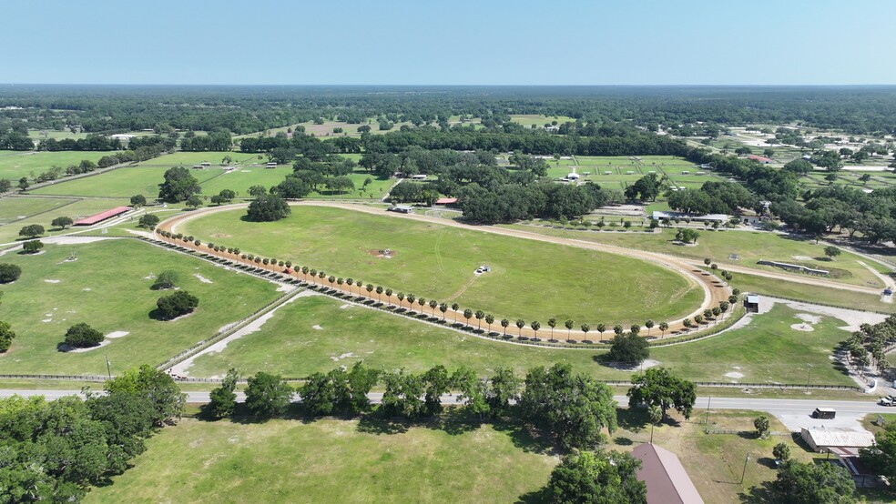 14091 W Highway 326, Morriston, FL for sale - Primary Photo - Image 1 of 1