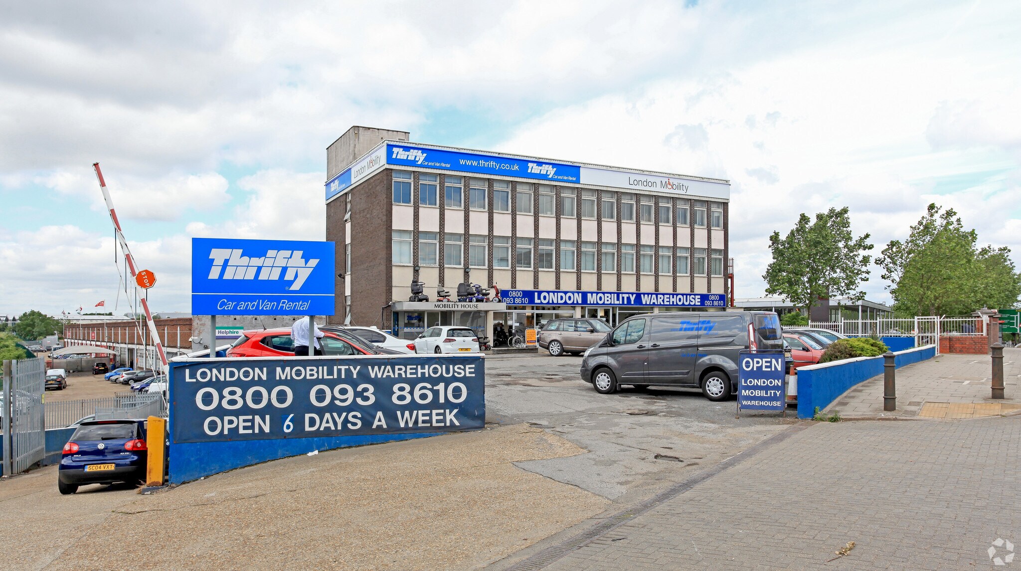 333 Western Ave, London for sale Primary Photo- Image 1 of 1