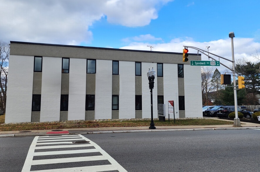 520 Speedwell Ave, Morris Plains, NJ to rent - Building Photo - Image 3 of 22