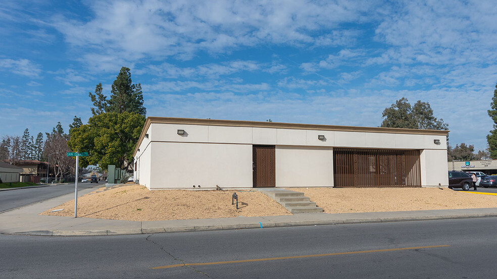 3801 San Dimas St, Bakersfield, CA for rent - Building Photo - Image 2 of 30