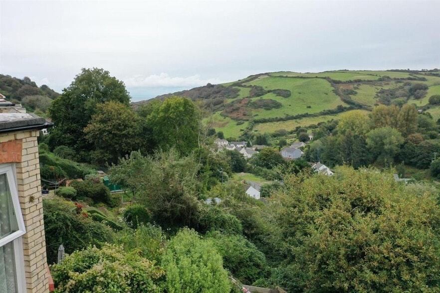 Chambercombe Park Rd, Ilfracombe for sale - Building Photo - Image 1 of 10