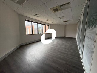 More details for Office, Light Industrial to Rent