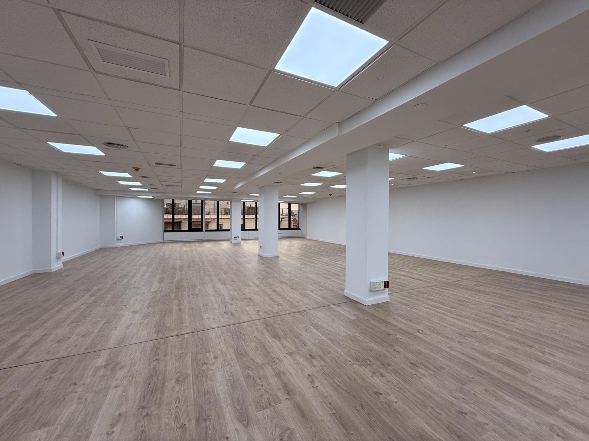 Office in Barcelona, Barcelona to rent Interior Photo- Image 1 of 5