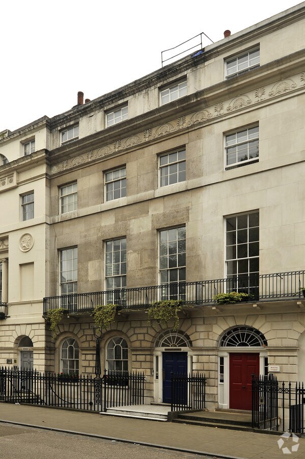 39 Fitzroy Sq, London W1T 6EZ