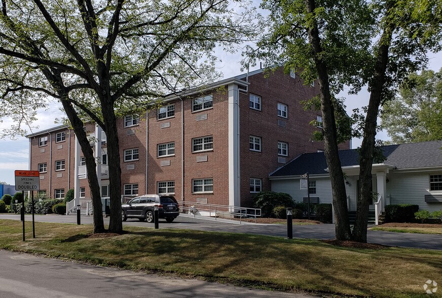 160 Old Derby St, Hingham, MA for sale - Building Photo - Image 1 of 1