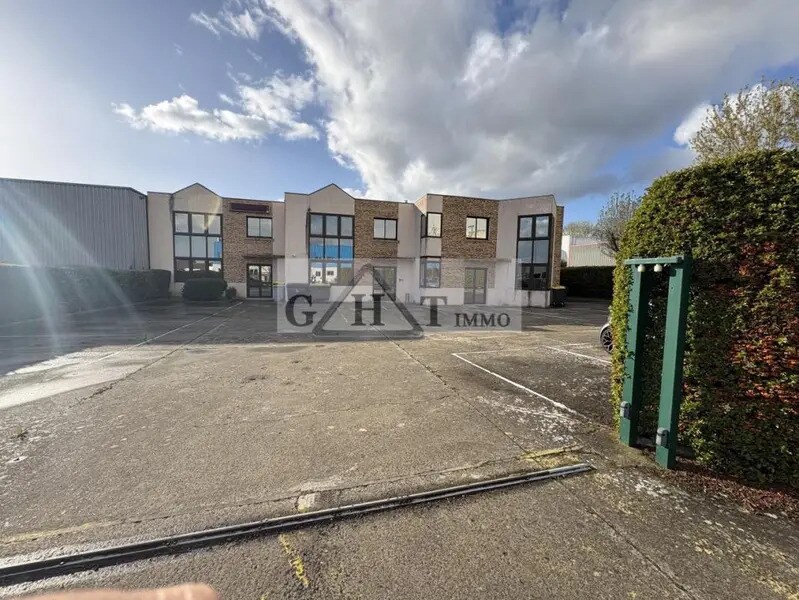 Office in BOISSY-L'AILLERIE for sale Building Photo- Image 1 of 19