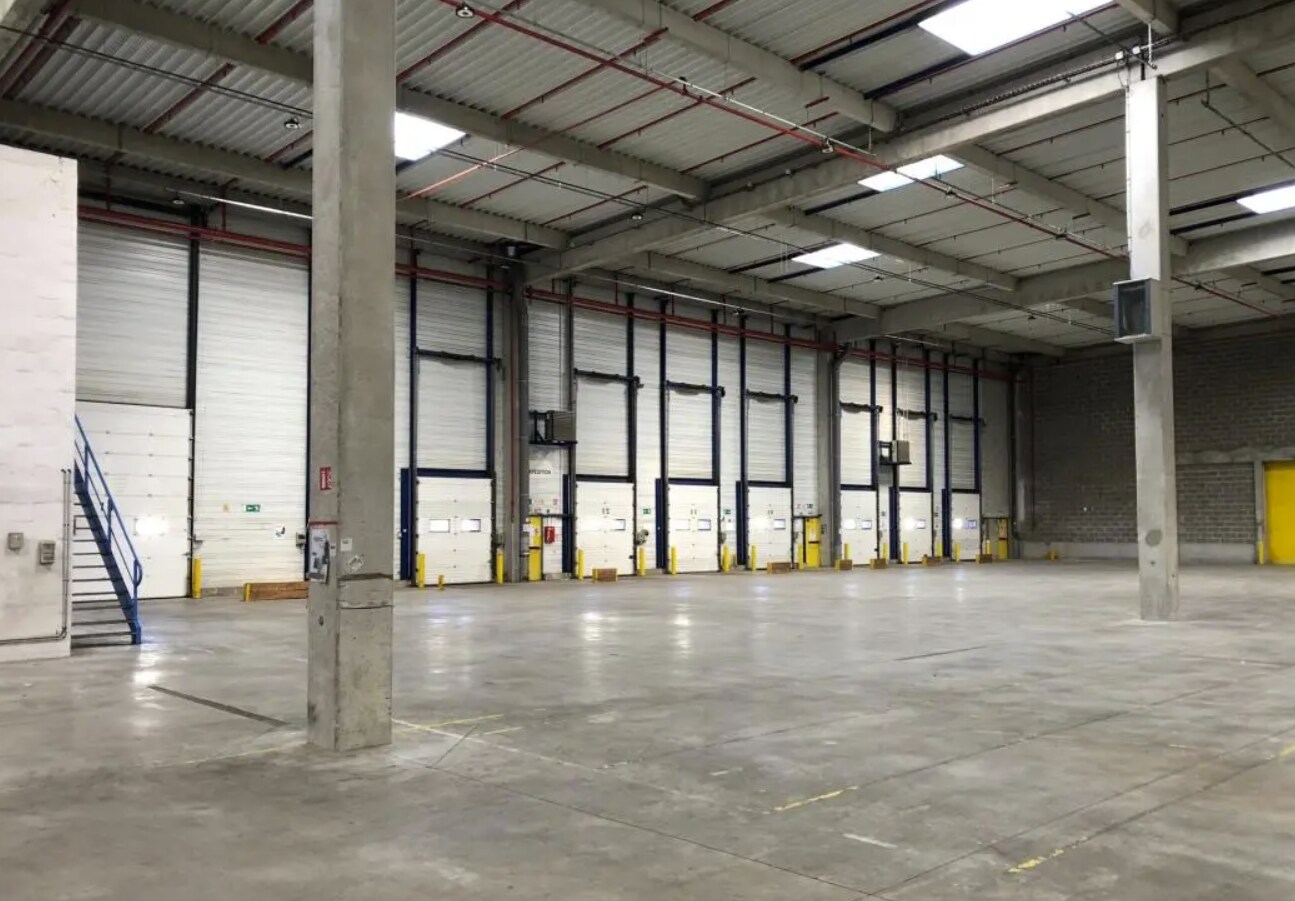 Office in Marly-la-Ville to rent Interior Photo- Image 1 of 7