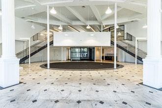 2095-2099 Market St, San Francisco, CA to rent Building Photo- Image 2 of 11