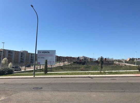 Calle CM Viejo de Mirandilla, 11B, Mérida, Badajoz for sale Primary Photo- Image 1 of 2